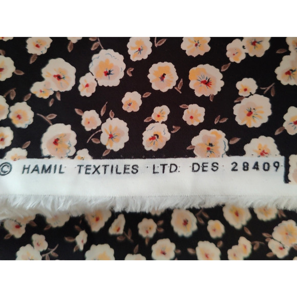 11.5 yards of Floral Crafting Fabric 3 Patterns - Picture 5 of 5